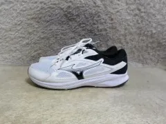 ミズノ マキシマイザー 白 スニーカー ランニングシューズ 中古 靴