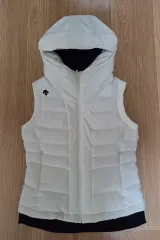 デサント レディース フード ダウン ベスト アイボリー