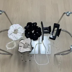 ヘアクリップ アクセサリ まとめ売り (1点9万円)