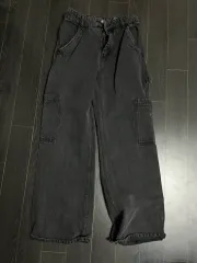 H&M ブラック ウォッシュ カーゴ パンツ