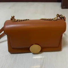 チャールズアンドキース ショルダーバッグ