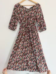 フラワー 柔らかく軽い ロング丈ワンピース & 夏 ジャケット ロング丈 スタイル