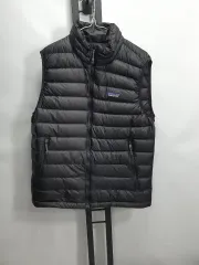 パタゴニア 軽量 ダウン ベスト セーター ベスト ブラック m