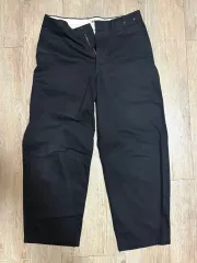 ユニクロ U ワイドフィットチノパンツ