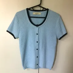 新) パレット ライトブルー ソフト Uネック ウール カーディガン