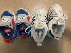 アディダス プーマ スニーカー (ほぼ新品)