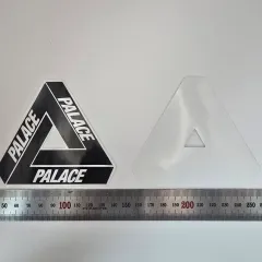 PALACE TRI-FERG ステッカー 2種セット（ブラック、白）
