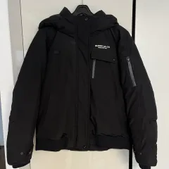 GUESS ブラック フード ダウン アウター