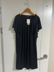 (日本ヴィンテージ)半袖ONE PIECE フリル ブラック とろみ素材 ラウンド タグ付き