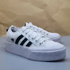 アディダス ニッツァ プラットフォーム レディーススニーカー 23.5センチ