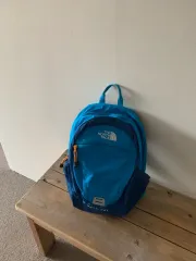 THE NORTH FACE ザノースフェイス スモールデイ バックパック ブルー