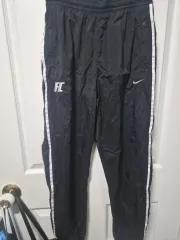 ナイキ ブラック FC トラック パンツ