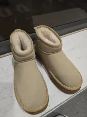 ベージュ ファー裏地 ショート ブーツ