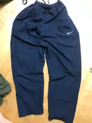 ナイキ ネイビー シャカシャカ素材 トレーナー ズボン