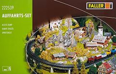 FALLER ファーラー 130916 H0 1/87 住宅/家/ハウス - メルカリ