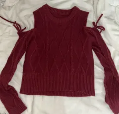 ワイン色 ショルダーCUT ニット オフショルダー