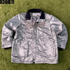 MLB ニューヨーク・ヤンキース シルバー アウター