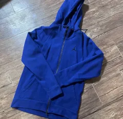 ナイキ ジョーダン フードジップアップ