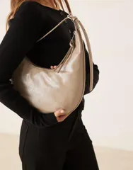 マンゴ レディース バッグ ショルダーバッグ Mango half moon shoulder bag in latte LATTE
