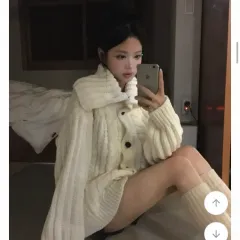 ハイネック KARA（カラ） ケーブル編み カーディガン