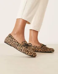 エイソス レディース シューズ スリッポン・ローファー レザー ローファー ASOS DESIGN Mirth leather bow detail loafers in leopard pony Lのサムネイル
