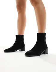 アルド レディース シューズ ブーツ・レインブーツ スエード アンクル ブーツ ヒール ALDO Meraendar block heel ankle boots with metal detailのサムネイル
