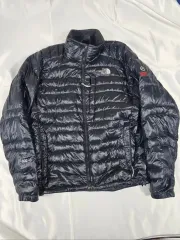 ノーススペース軽量ダウンパーカー
