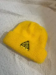 NIKE ACG ビーニー イエロー