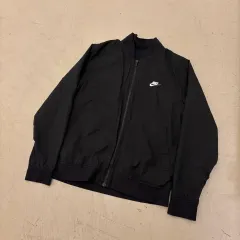 ナイキ フューチュラ ブラック ジャケット