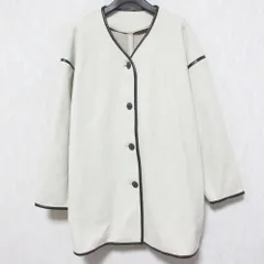 美品 21AW ROPE ロペ WEB限定 ノーカラー パイピングミドルコート GGL51020 38 ベージュ レディース 古着 中古 USEDのサムネイル