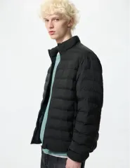 L ユニクロ パフテック パーカ