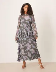 エイソス レディース トップス ワンピース シフォン フラワー柄 マキシ フラワー ASOS Curve ASOS DESIGN Curve long sleeve frill hem chiffon maxi dress floral Blue floral