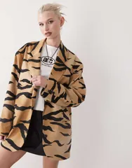 モンキ レディース アウター ジャケット・ブルゾン プリント ブレザー Monki oversized blazer in tiger print Tiger アニマルのサムネイル