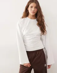 ウィークデイ レディース トップス Tシャツ ウエストマーク Weekday cinched waist long sleeve Tshirt White ホワイト
