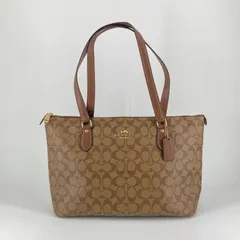COACH（コーチ）　シグネチャー柄　トートバッグ　ブラウン