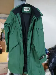 THE NORTH FACE ザノースフェイス 緑色 ウィンドブレーカー コート