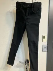 裏起毛ブラック ウエストボタン スキニージーン