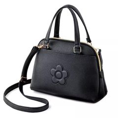 MARY QUANT パールガマ口 2WAYミニトート - メルカリ