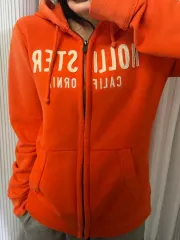 Hollister オレンジ フードジップアップ L