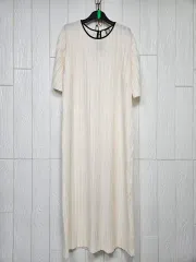 138 アイボリー ONE PIECE