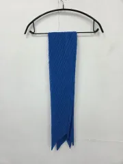 プリーツプリーズ スカーフ ブルー