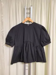 パフスリーブ 귀여운 ブラウス