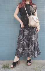Monotone Flower Tiered Sheer Skirt (black)のサムネイル