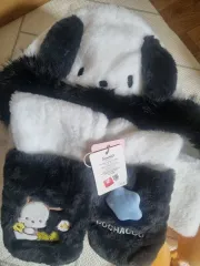 サンリオ ポチャッコ 帽子マフラー手袋一体型