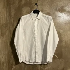 シリーズ 白 シャツ