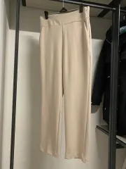 ベージュ ウエスト後ろゴム ズボン