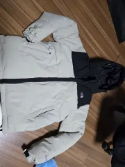 THE NORTH FACE ザノースフェイス ヌプシ ダウン アイボリー/ブラック