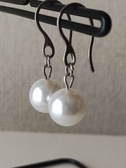 Item thumbnail for item 9e825bf2-56d9-426a-803b-1c909a2f414e