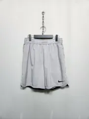 ナイキ ドライフィット ハーフパンツ グレー