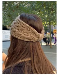 ニット ケーブル編み ヘアバンド アイボリー/ブラウン